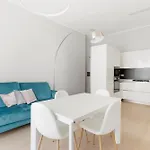 Apartman Guesthost - Cozy & Bright *