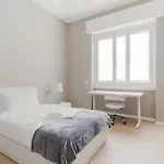Guesthost - Cozy & Bright Apartman