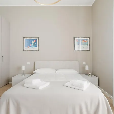 Apartman Guesthost - Cozy & Bright
