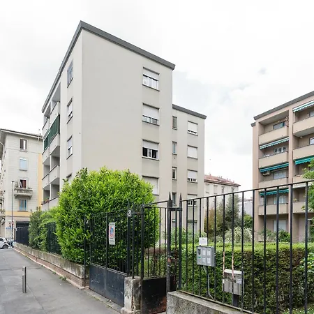 Guesthost - Cozy & Bright * Милан