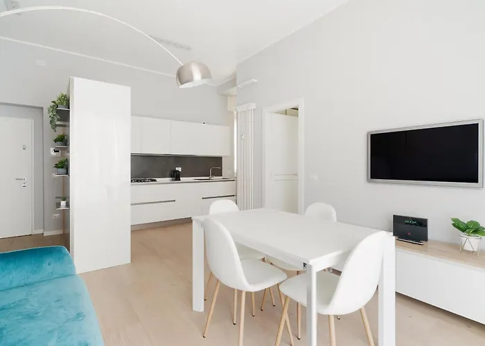 Guesthost - Cozy & Bright Apartamento